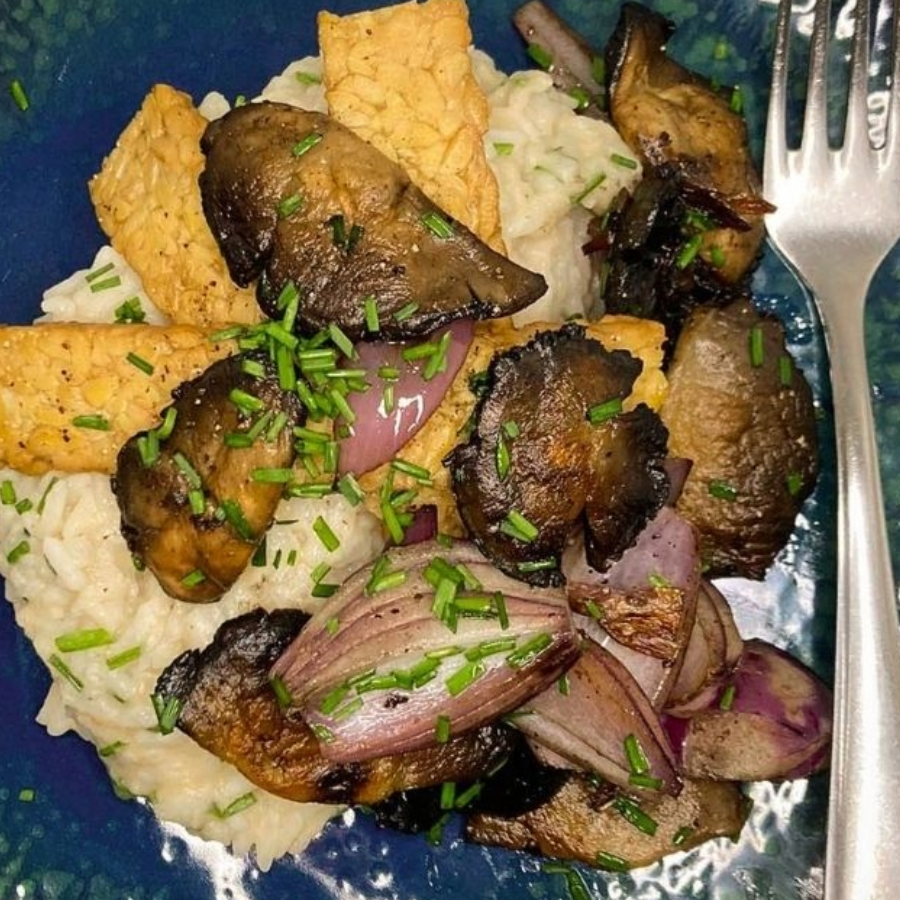 Celer, hlíva ústřičná, tymián s bílými fazolkami